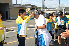 完走タオル・メダル配布